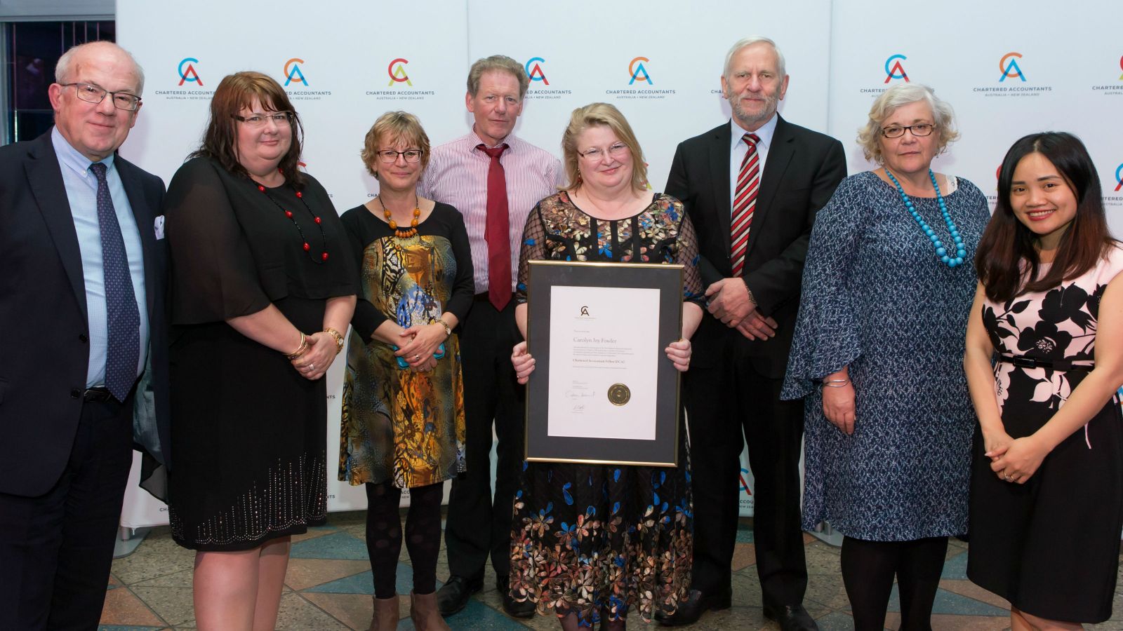 Carolyn Fowler with family and colleagues at the CAANZ Awards in 2017 – (L-R): Dr Rodney Dormer, Sheryl Riordan (Carolyn’s sister), Sue Malthus (former colleague and current PhD student of Carolyn’s), Ken Bates, A/Prof Carolyn Fowler, Prof Tony van Zijl, Trish Keeper, Dr Binh Bui.