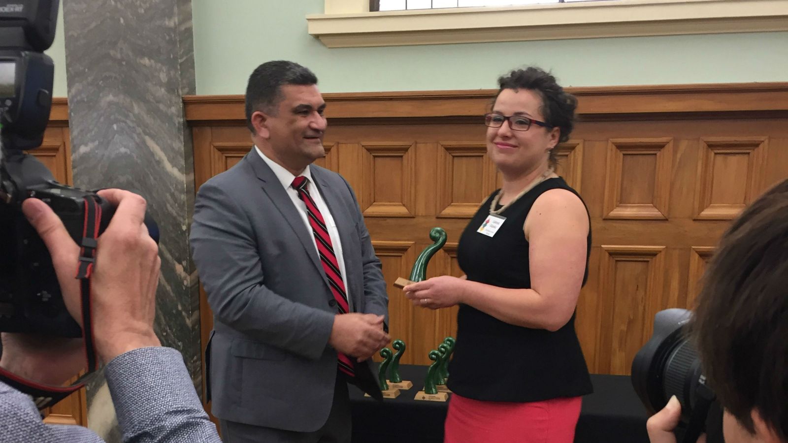 Gabriela Glapska receives her award from Hon Paul Eagle MP.