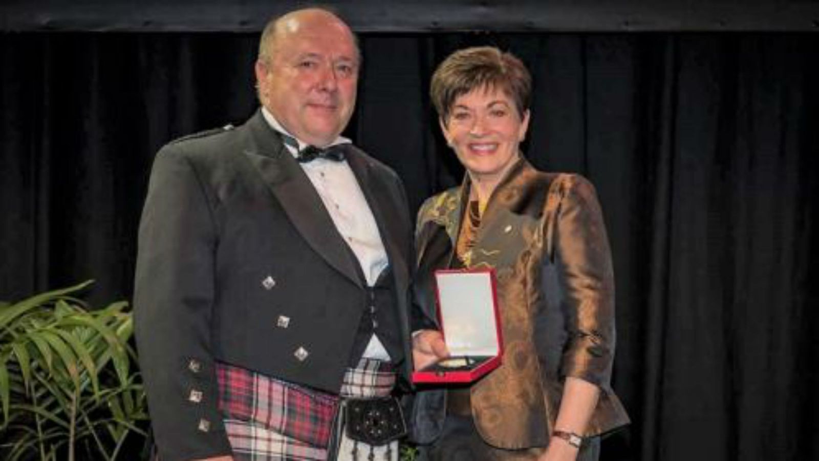 Professor Rod Downey being awarded the Rutherford Medal by the Governor-General of New Zealand, Her Excellency Dame Patsy Reddy, at 2018 Research Honours Aotearoa.