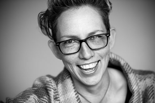 Image of 2014 Writer in Residence Hinemoana Baker. (Photographer: Robert Cross)