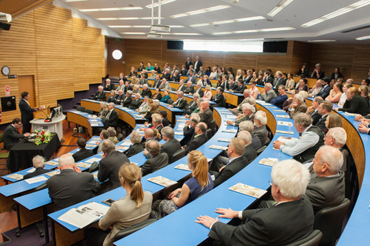 Full lecture theatre