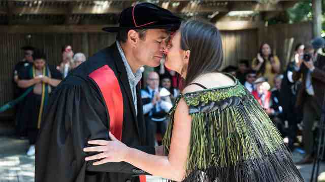 Te Kawa a Māui pūkenga/lecturer, Dr Mike Ross (nō Ngāti Hauā) and student, Ngarangi Williams (nō Ngāti Awa, Ngāti Kahungunu me Ngāi Tūhoe) at Marae Graduation, December 2016.