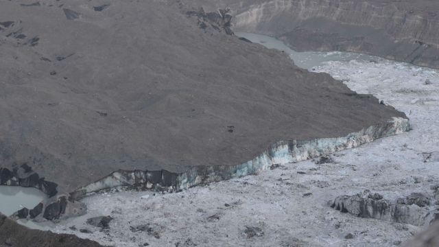 Tasman Glacier calving on 23 February 2013