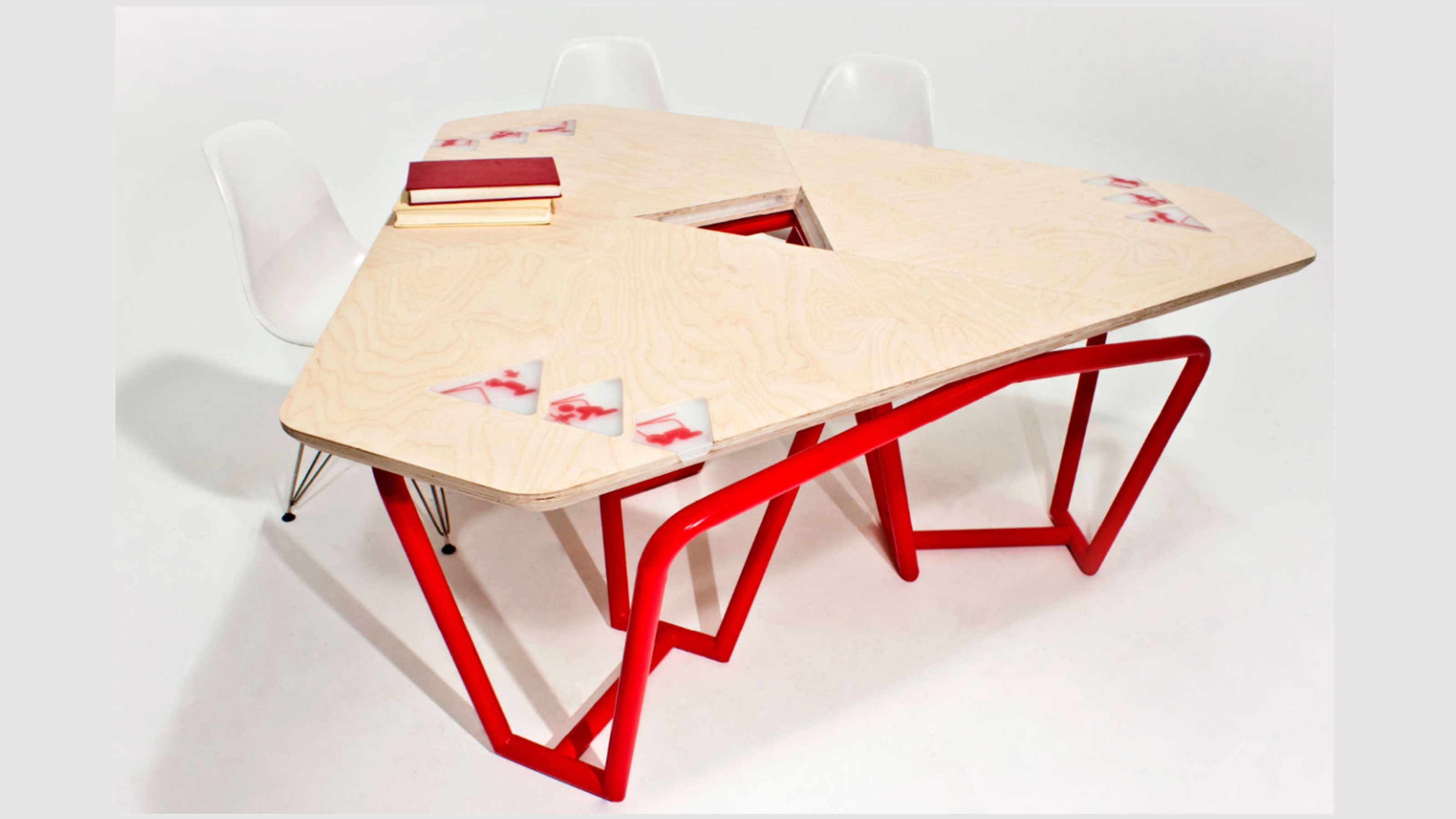 Earthquake resilient table