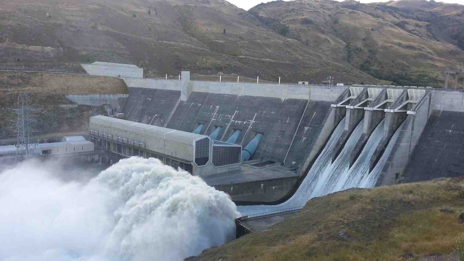 Clyde Dam. Photo: Simon Cox/GNS Science.