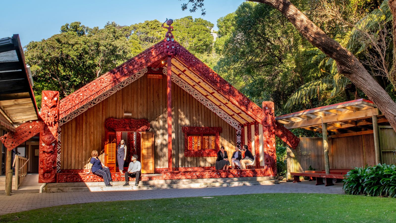 Āwhina staff at Te Herenga Waka marae, Kelburn