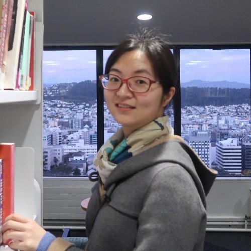 Lu Yang profile-picture photograph