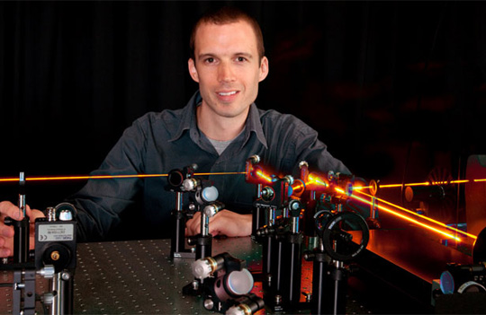 Justin Hodgkiss in the laser laboratory