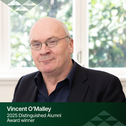 A photo of Vincent O'Malley, a middle-aged Pakeha man wearing glasses and a black shirt.