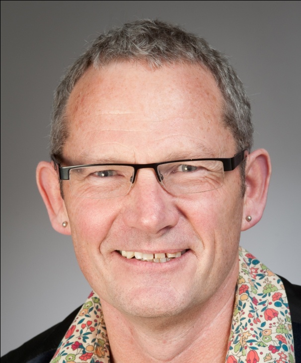 Dr James Renwick