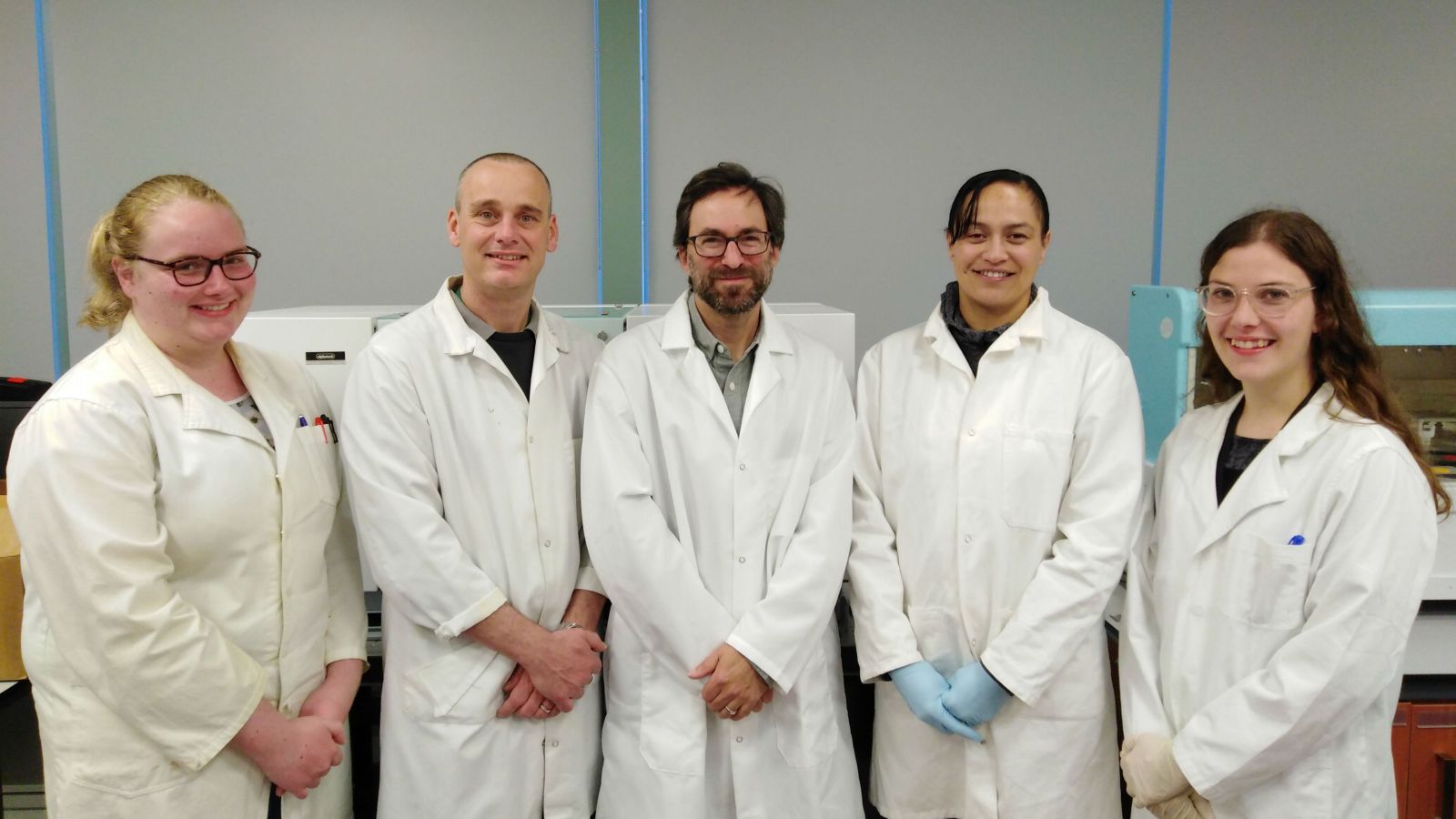 Hikurangi Bioatives students and supervisors from left to right – Storm Blockley-Powell (MSc student), Dr Rob Keyzers (School of Chemical and Physical Sciences), Dr Andrew Munkacsi (School of Biological Sciences), Tia Haira (MSc student), and Lucie Thyne (MSc student).