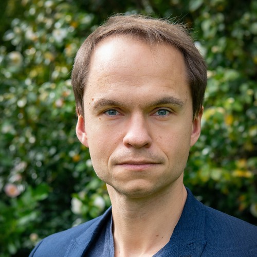 Dr Jakub Glowacki Head and shoulders portrait of Jakub Glowacki