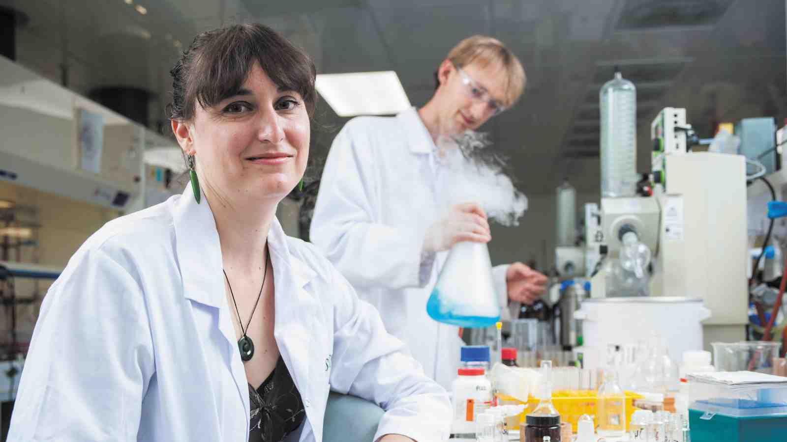 Dr Bridget Stocker and Dr Mattie Timmer in their laboratory.