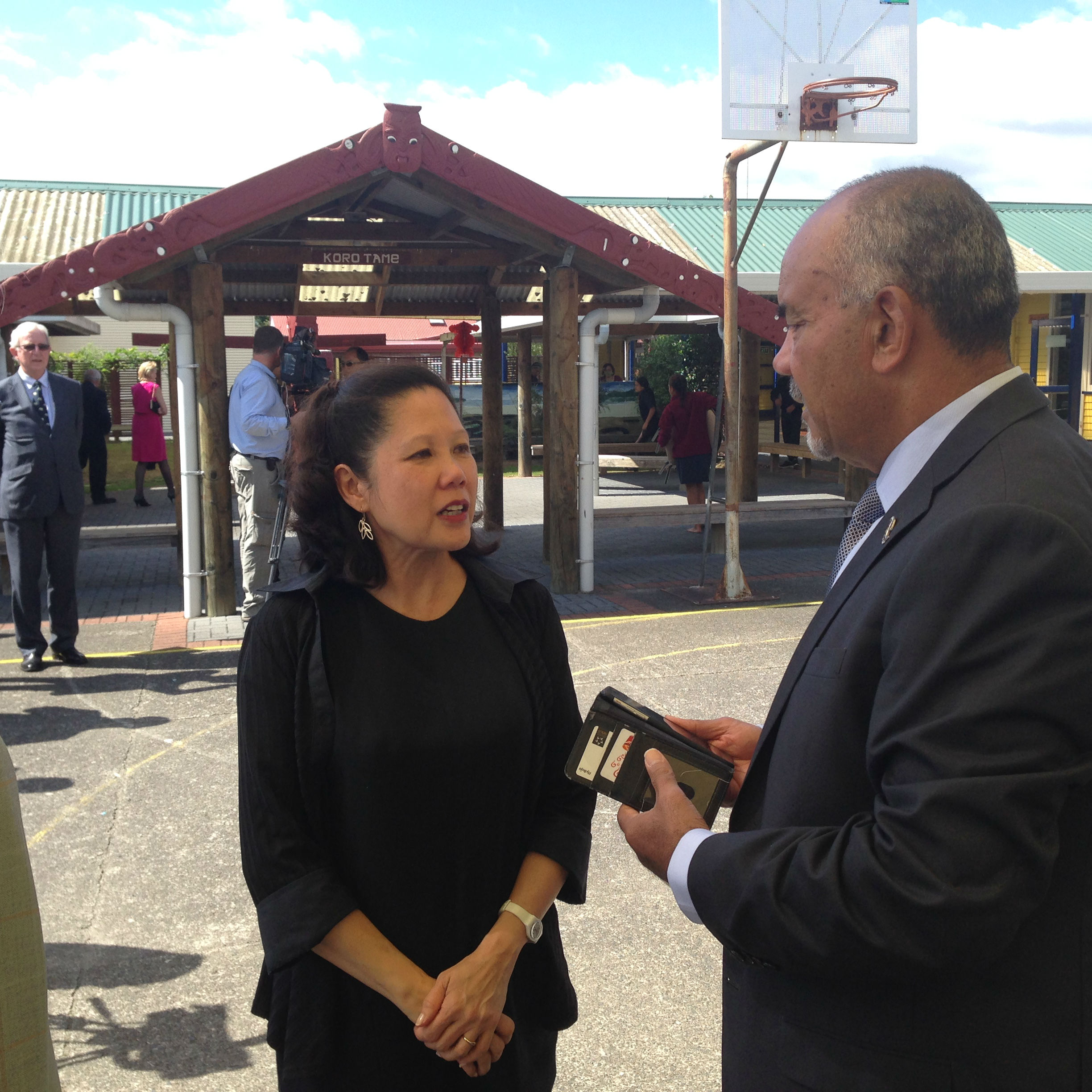 Director Wen Powles and Maori Development Minister Te Uroroa Flavell 