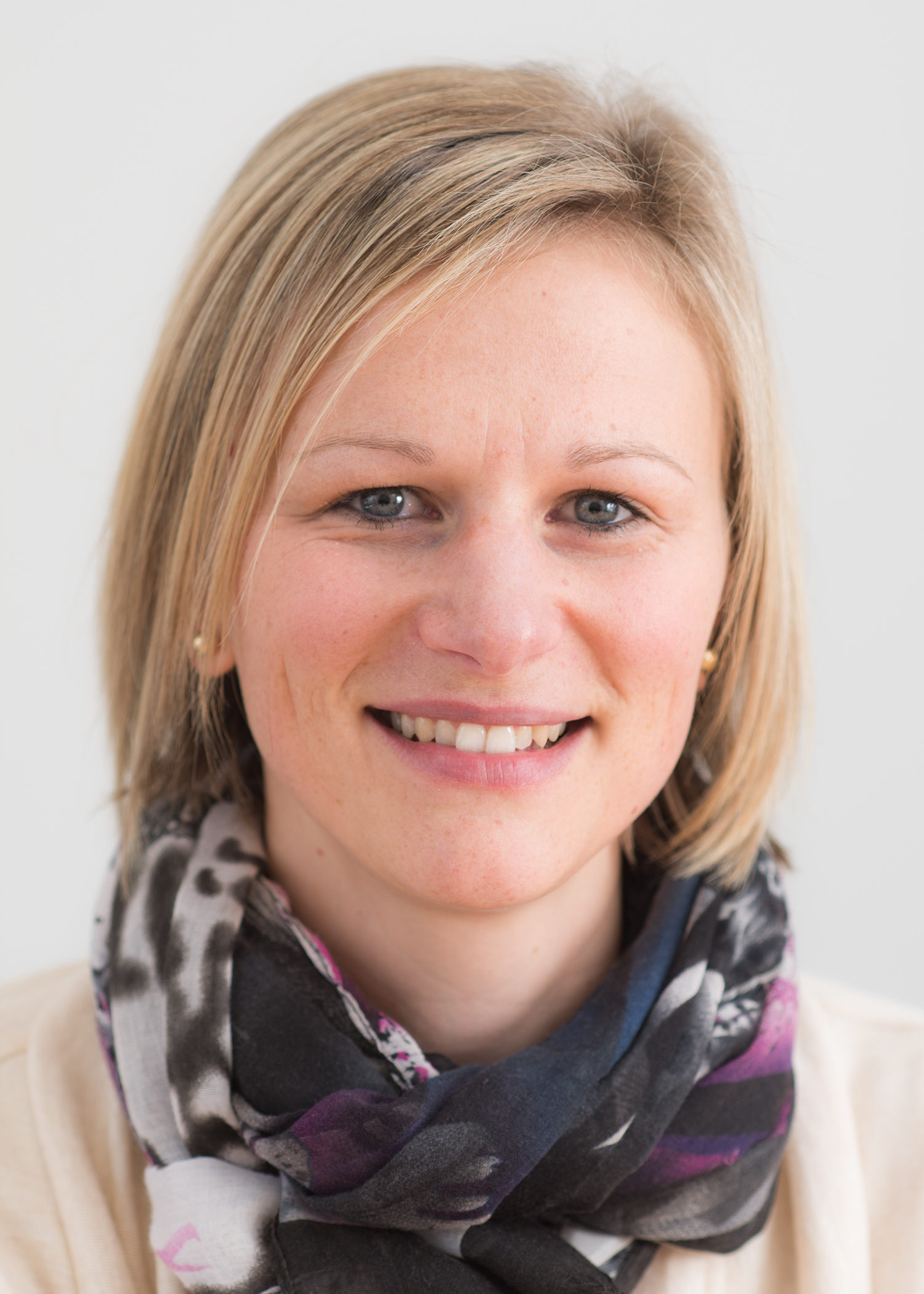Larah van der Meer profile-picture photograph