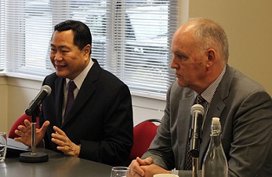 Justice Carpio and Jim Rolfe at CSS Roundtable