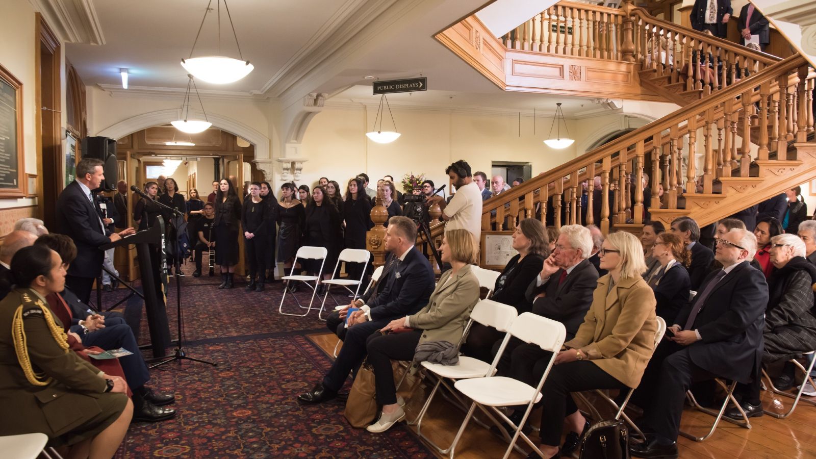 Speech in the foyer of the Government Building