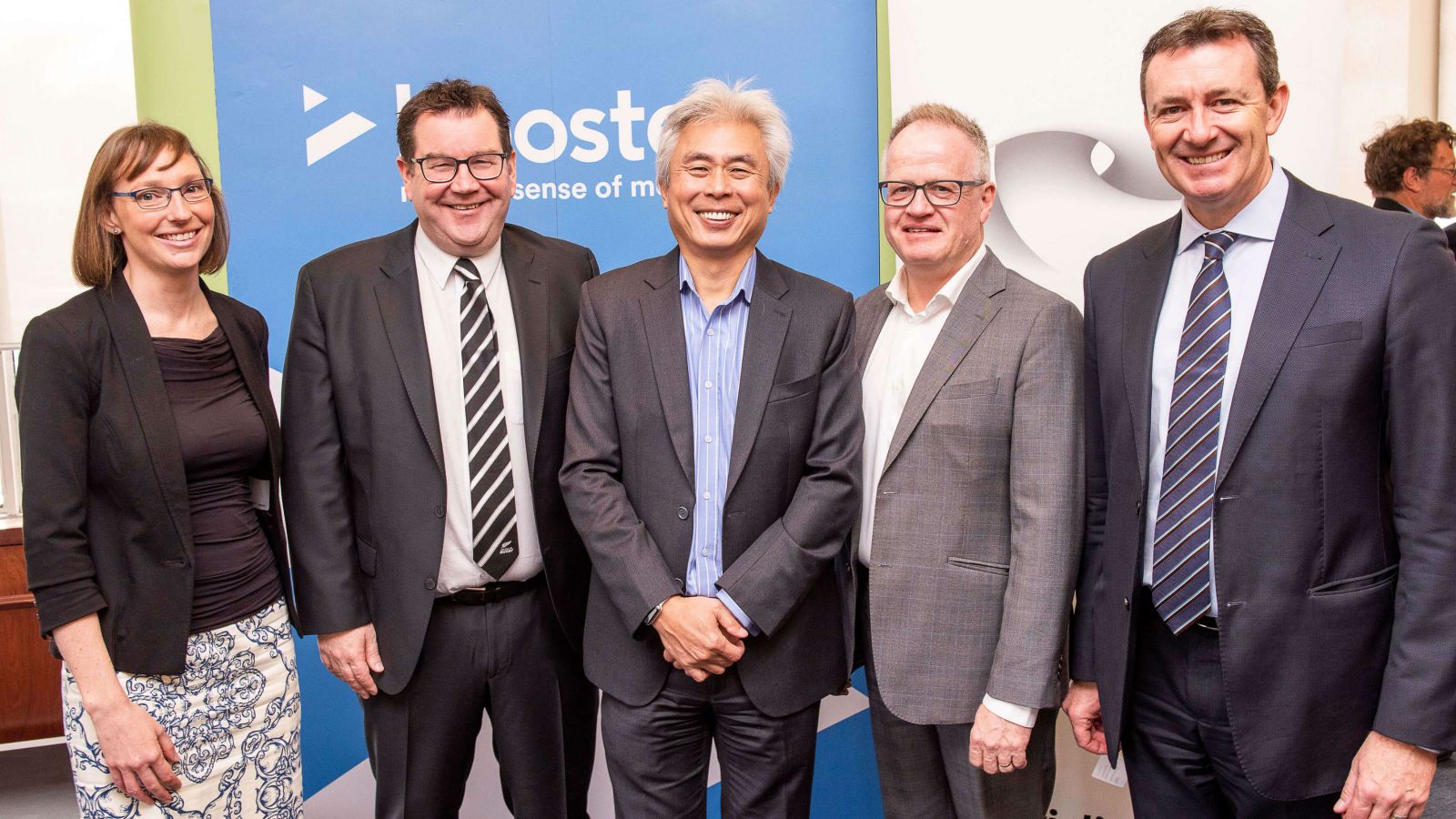Left to right, Viclink Chief Executive Officer Dr Anne Barnett, Minister of Finance the Hon. Grant Robertson; Booster Managing Director Allan Yeo, Booster Executive Chairman Paul Foley and Victoria University of Wellington Chancellor Neil Paviour-Smith.