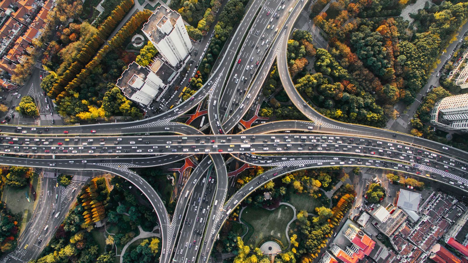 An aerial view of intersecting highways within a city.