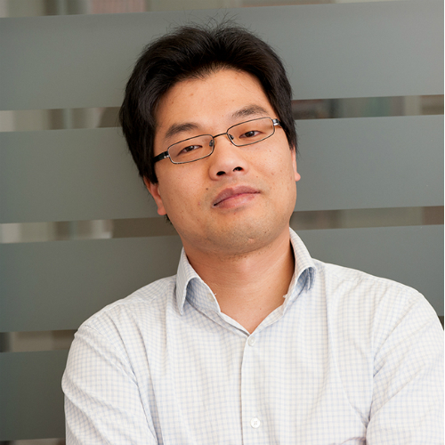 Professor Hai Lin profile-picture photograph