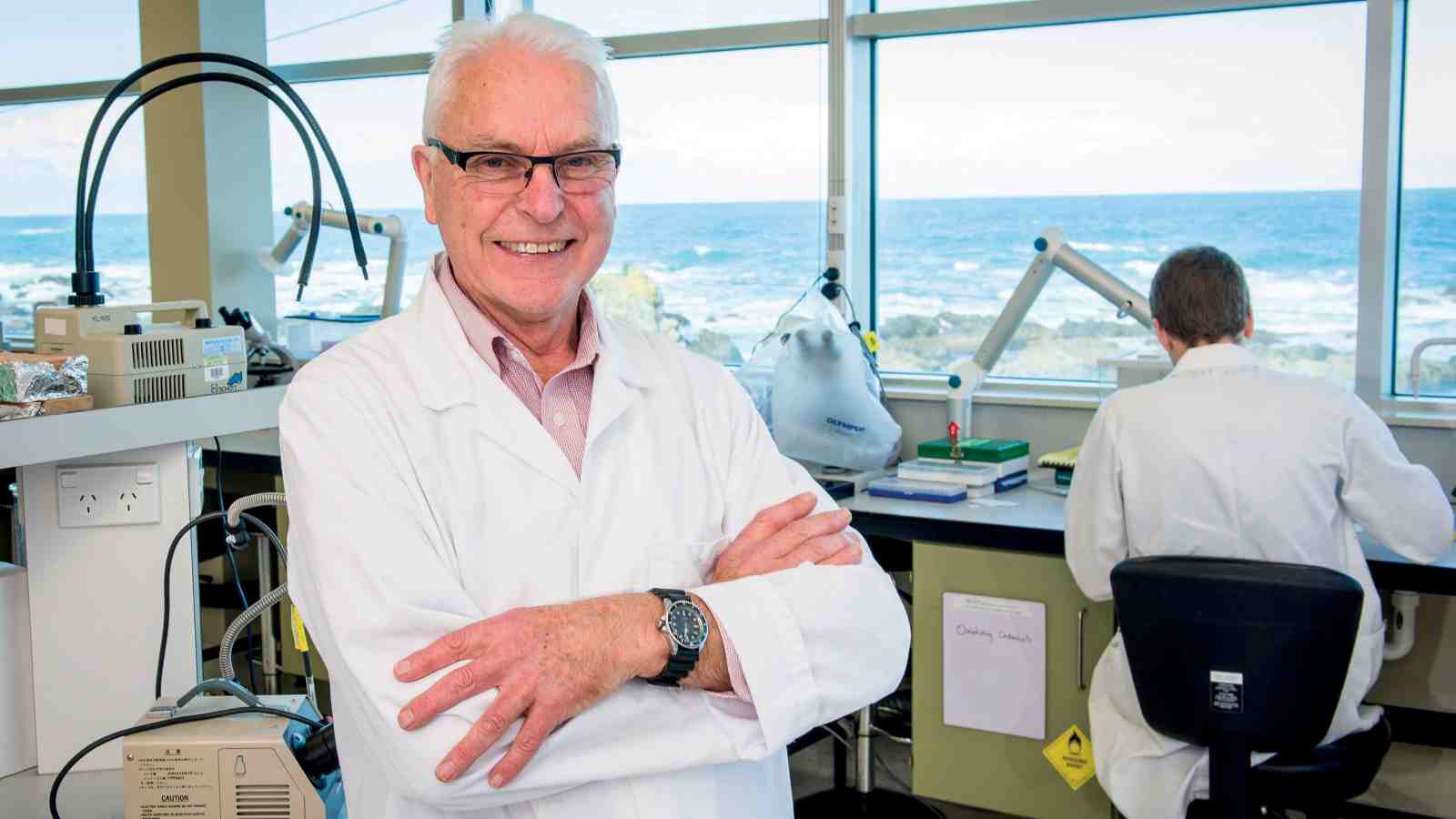 Alan Hoverd at Victoria University's Coastal Ecology Laboratory