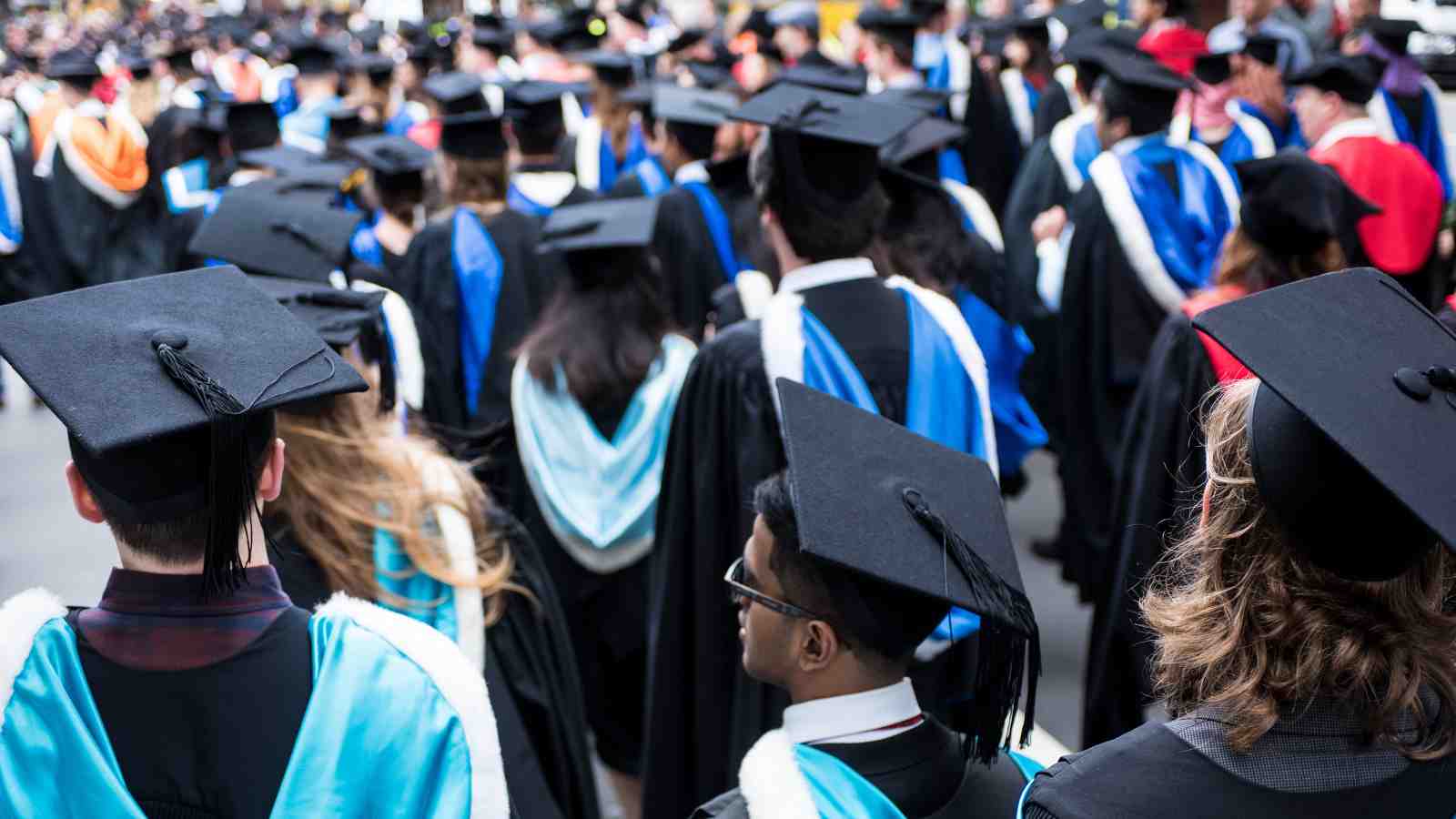 Victoria graduands