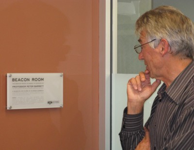 Prof Peter Barrett unveiling the Beacon Room plaque