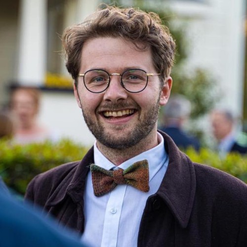 Dr Jordan Minnell profile-picture photograph