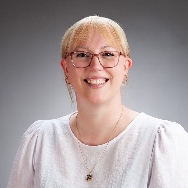 Laura profile picture