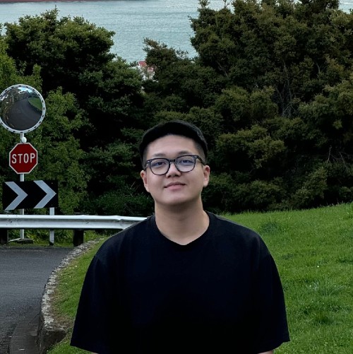 Shaoding Shi profile-picture photograph