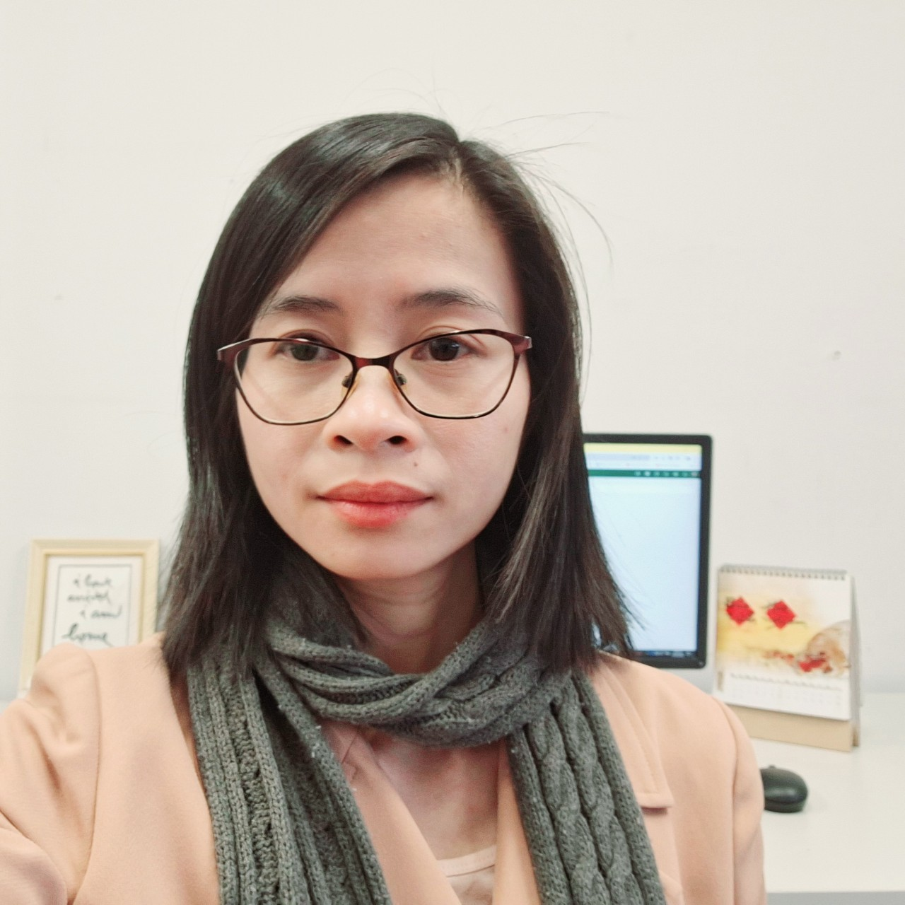 Thi Hoai Nguyen (Summer) profile-picture photograph