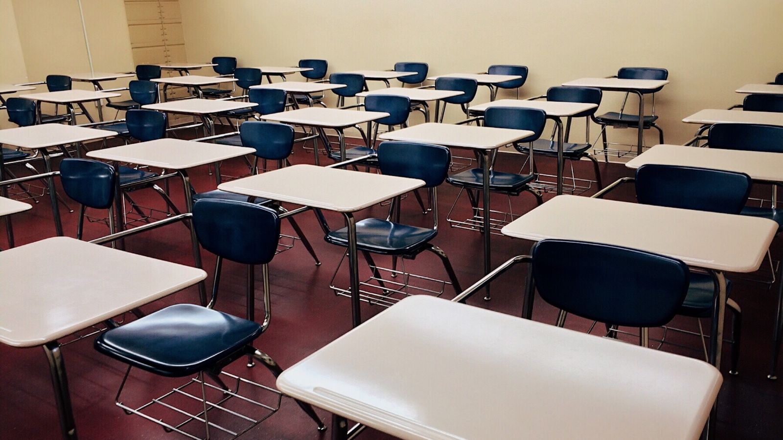 Chairs and desks in classroom 