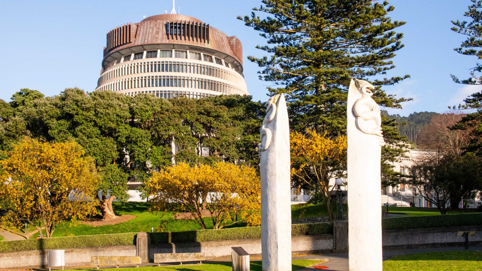 The Beehive, Wellington