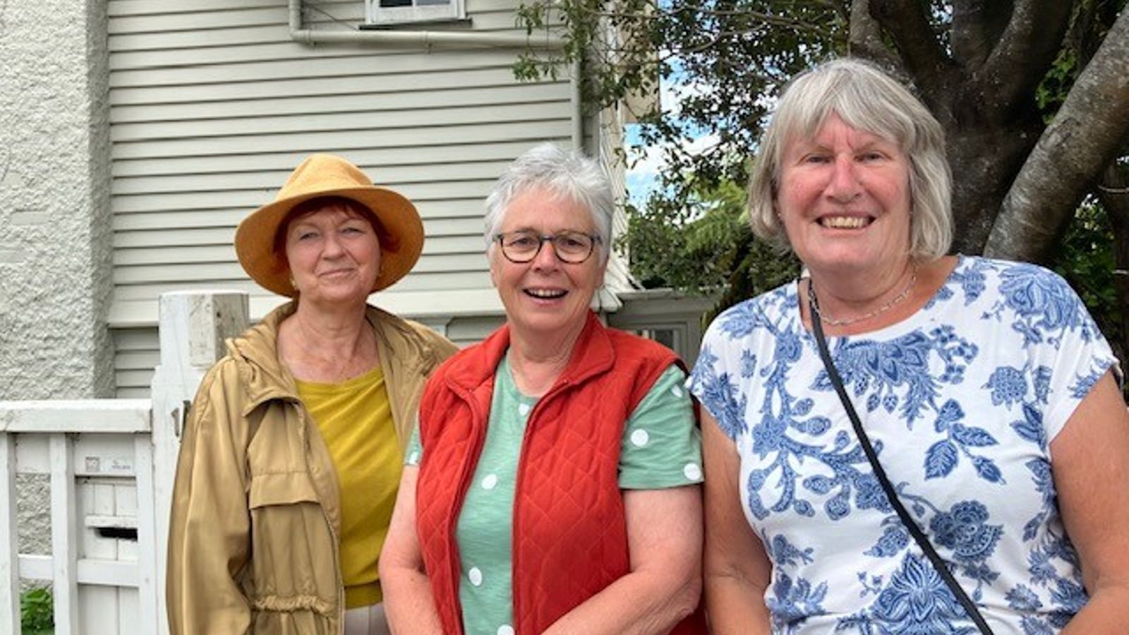 Annette Pearson, Margaret Pointer and Ruth Smidt pictured in front of house. 