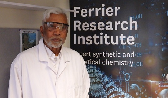 Photo of Dr Nadarajah Vethaviyasar