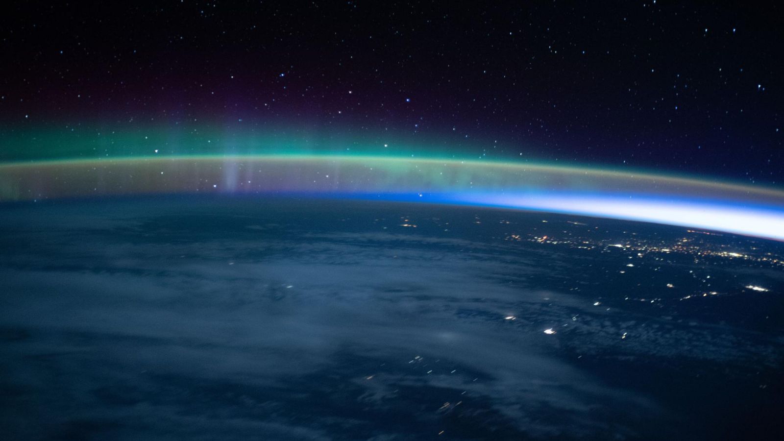 An image of the earth from the international space station