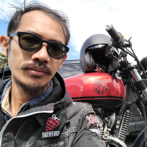  profile-picture photograph