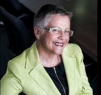 Elizabeth Valentine profile-picture photograph