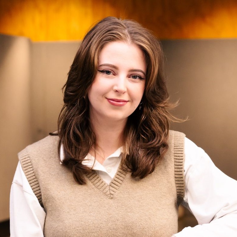 Emily Morris profile-picture photograph