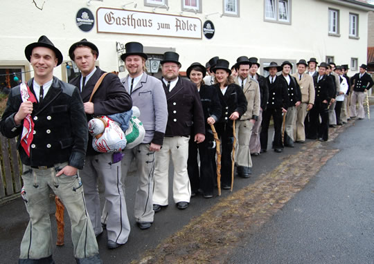 A group of ‘Wandergesellen’ in Bad Kissingen, Germany (2010). Credit: Sigismund von Dobschütz. 