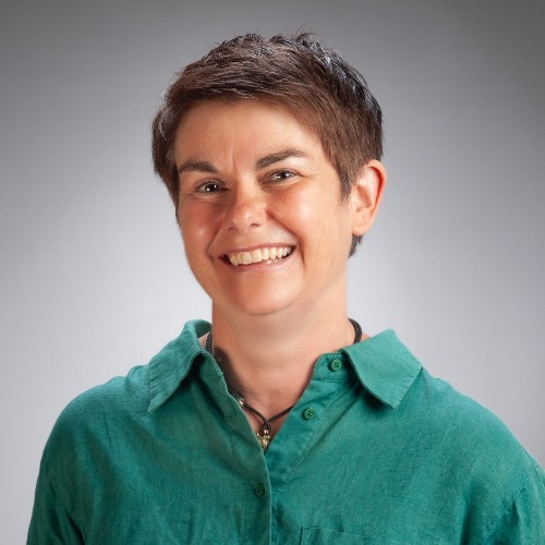 Amanda Berkahn profile-picture photograph