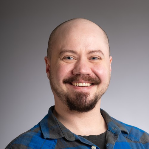 Einstein Hale profile-picture photograph