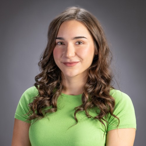 Sienna Nicholson profile-picture photograph