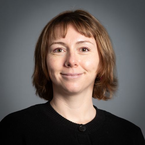 Isobel Ivory profile-picture photograph