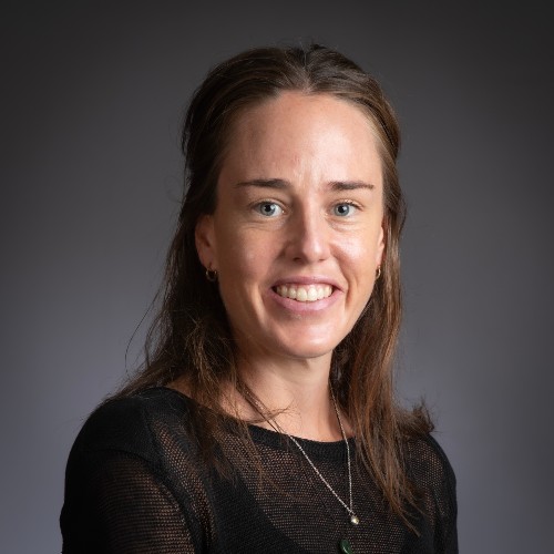 Kate MacGregor profile-picture photograph