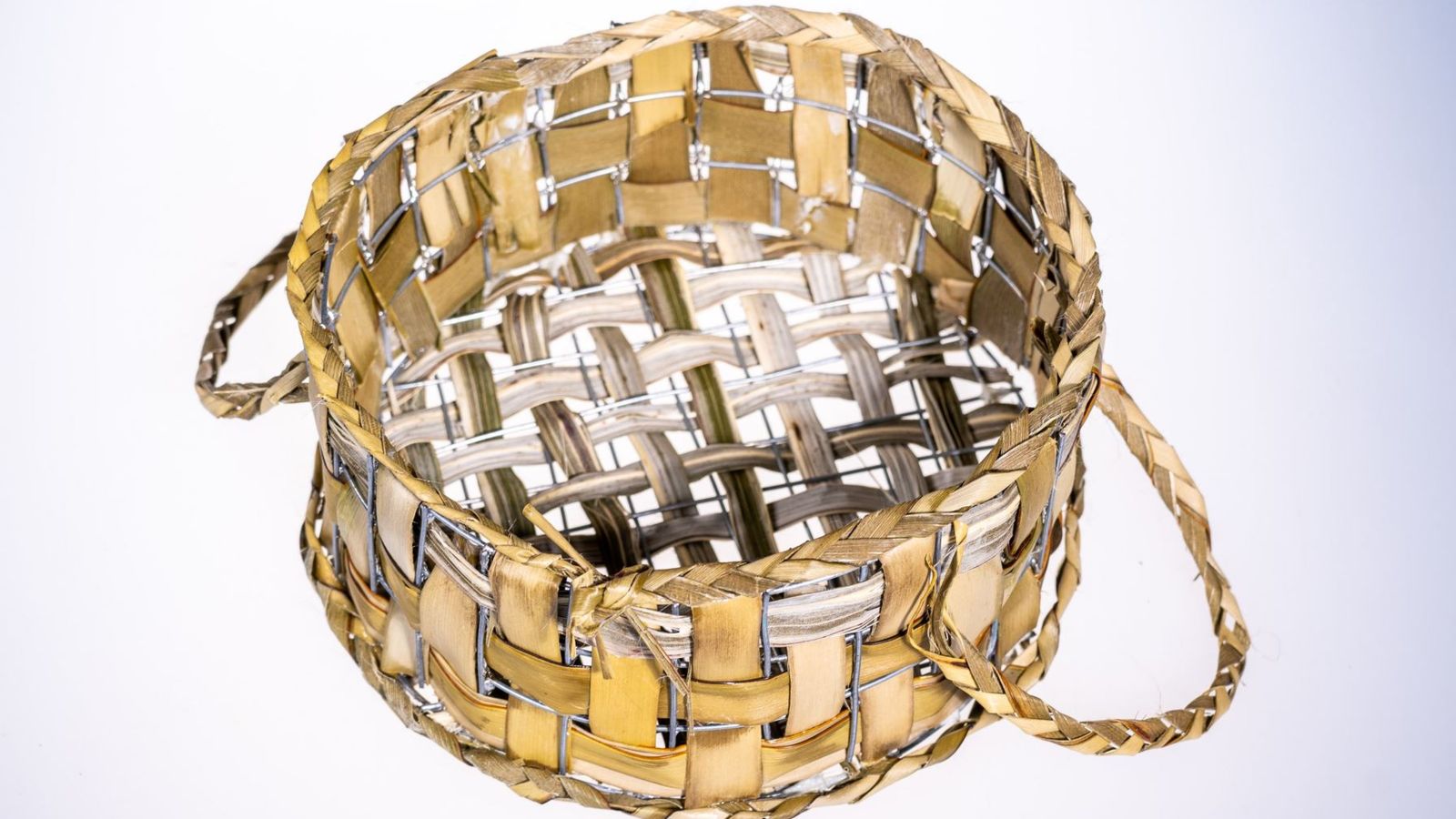 image of a woven basket